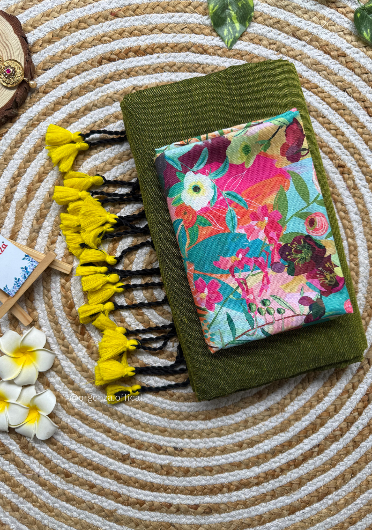 Mehendi Green Colour Cotton Saree With Flower-Leaf Print Blouse