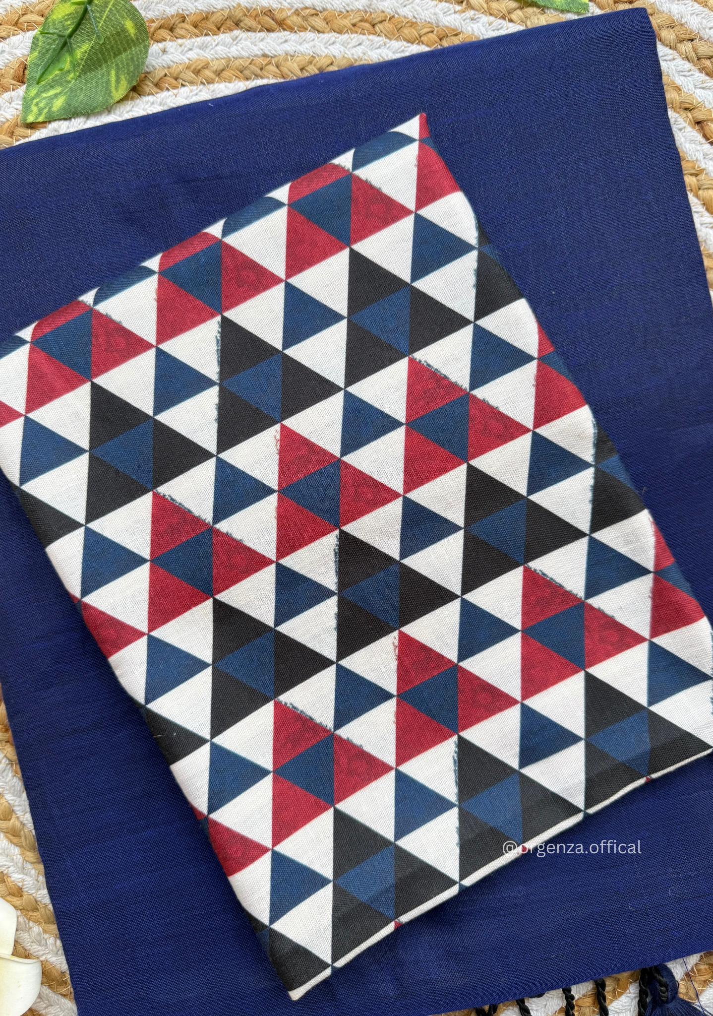 Blue Colour Cotton Saree With Tringle Print Blouse
