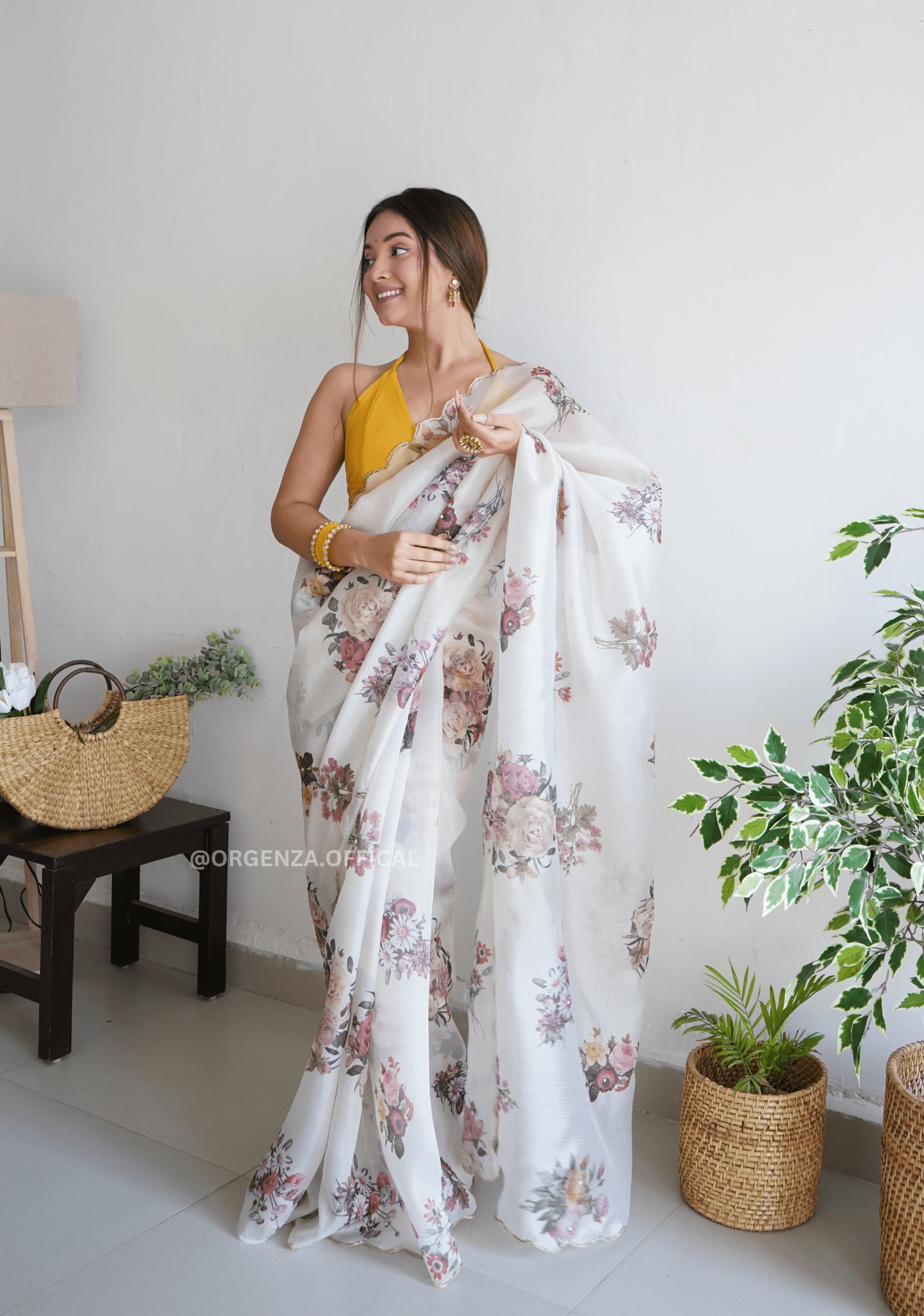 Organza Saree With Handwork - Orgenza Store - digisoch