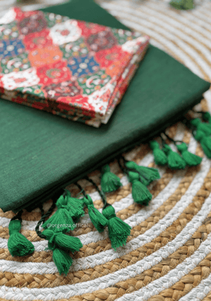 Green Colour Cotton Saree With Chex Print Blouse - Orgenza Store - digisoch