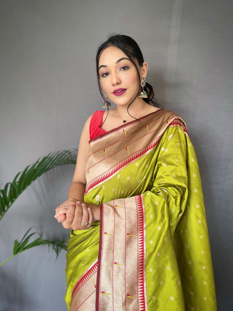 Pure Paithani Silk Saree With Motif Pattern