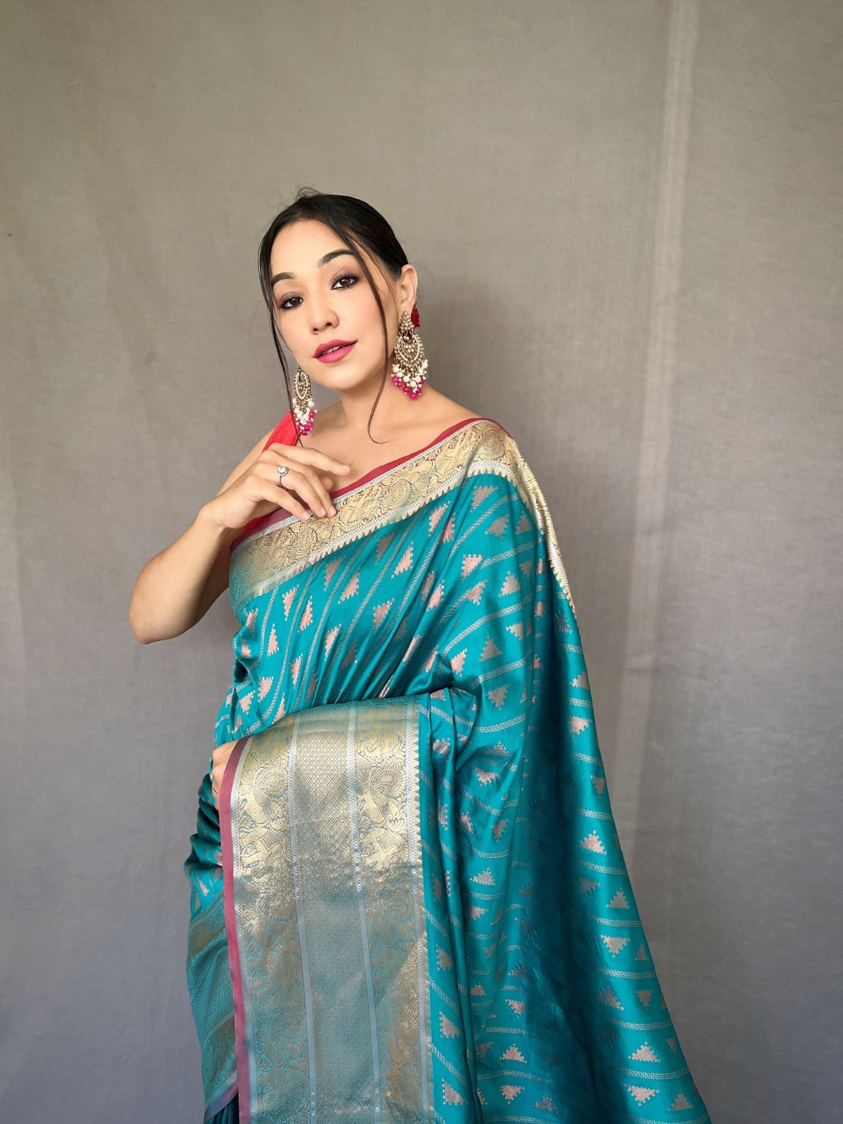 Rama Colour Saree With Weaving Zari - Orgenza Store