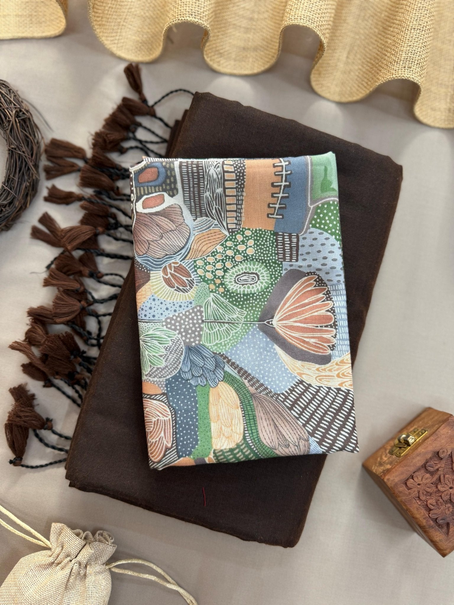 Brown Handloom Cotton Saree With Brown Tassels & Printed Blouse - Orgenza Store