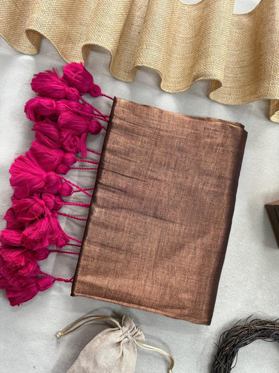 Brown Dual Tone Handloom Raga Tissue Saree With Pink Tassels - Orgenza Store
