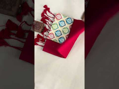 Red Handloom Cotton Saree With Red Tassels & Printed Blouse