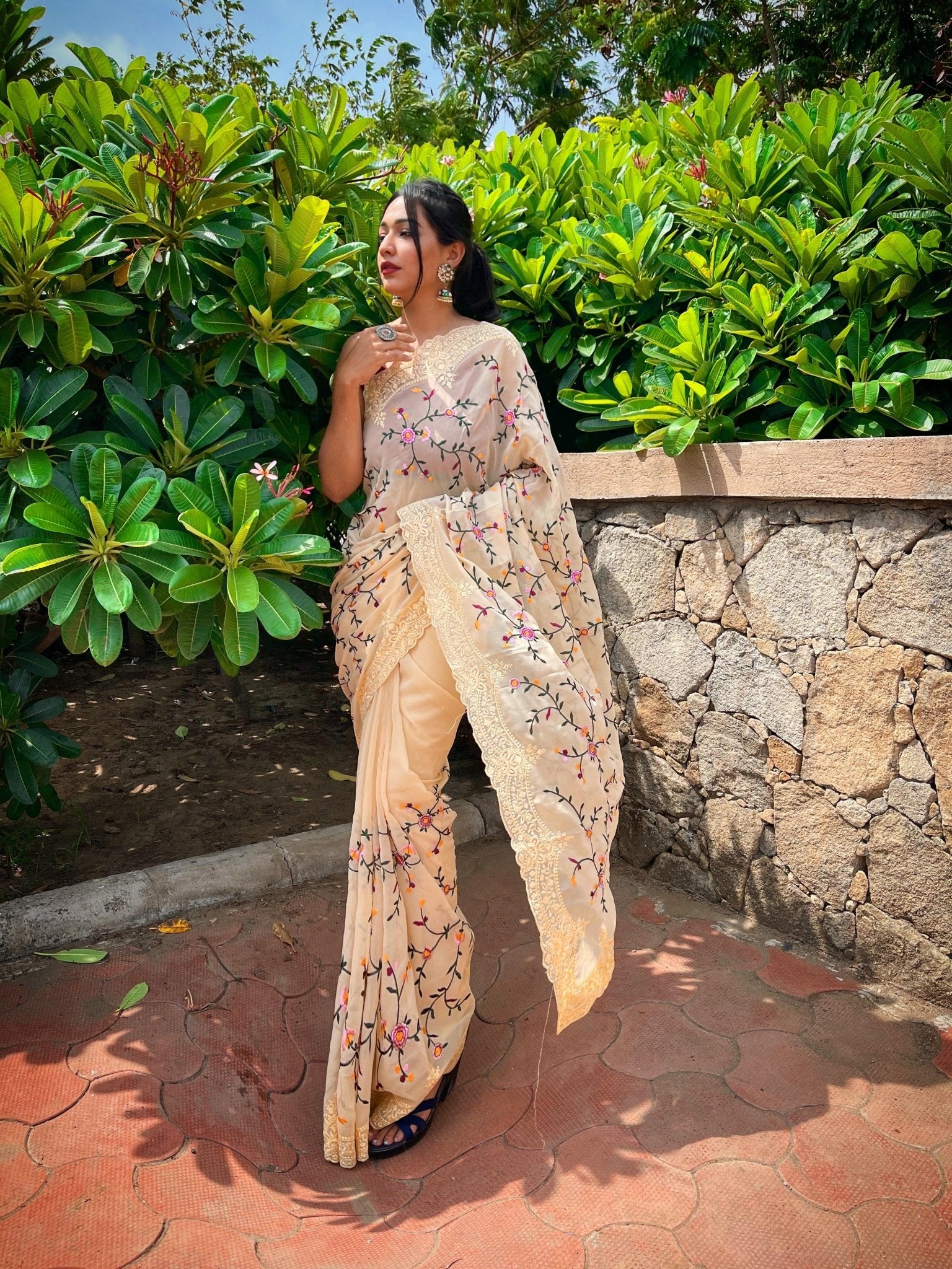 Orgenza || Pearl Cream Color Heavy Pure Georgette Silk Border Cutwork And Embroidery Work Saree With Contrast Blouse - Orgenza Store