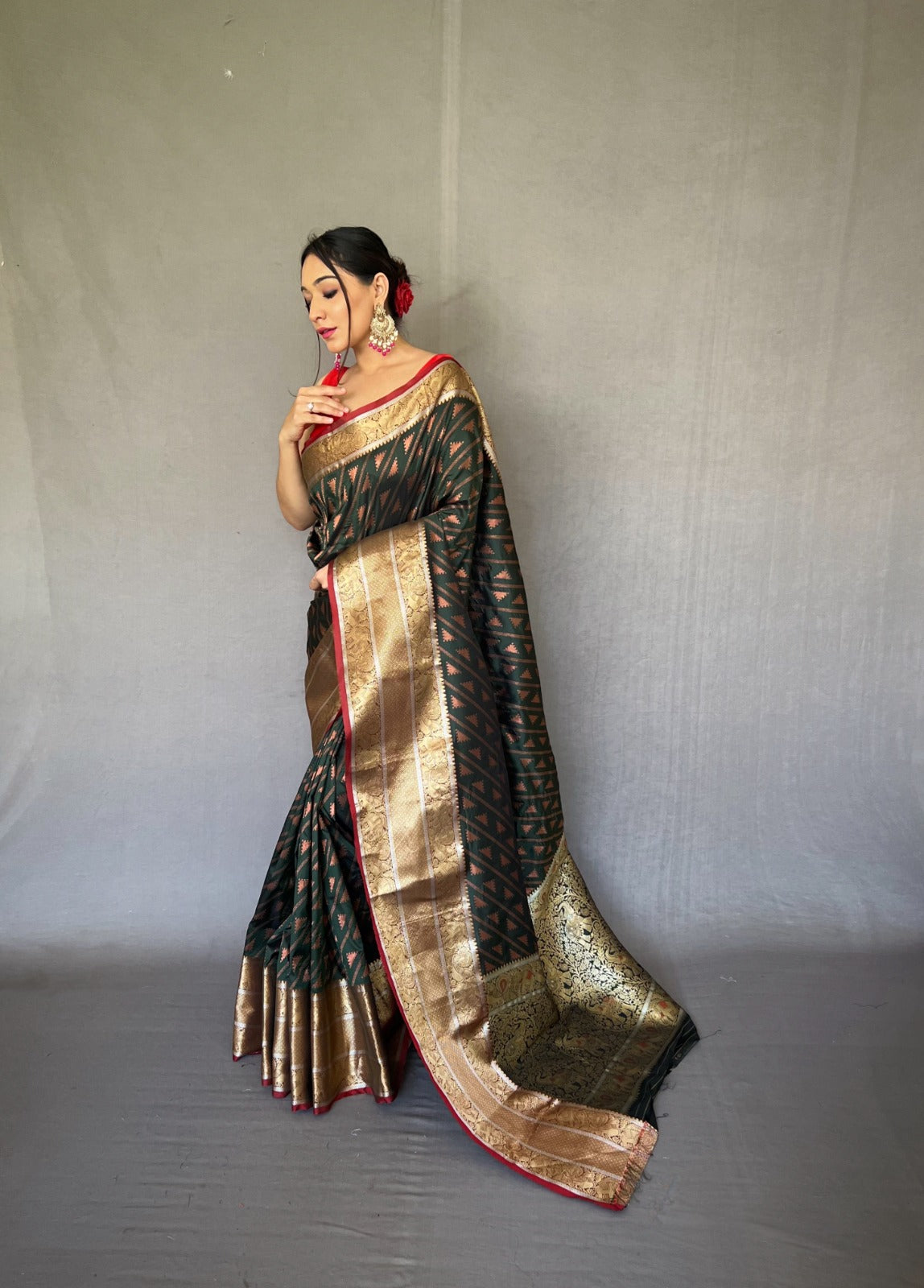 Rama Colour Saree With Weaving Zari - Orgenza Store