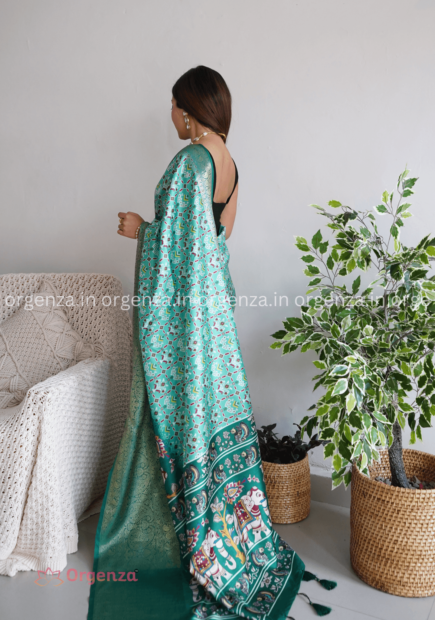 Pure Banarashi Lichi Silk Saree with Zari Border - Orgenza Store