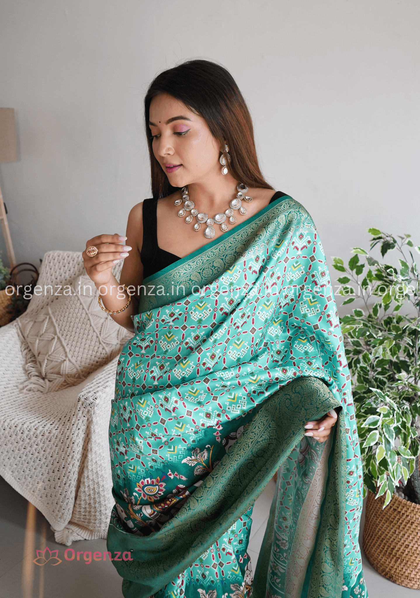 Pure Banarashi Lichi Silk Saree with Zari Border - Orgenza Store