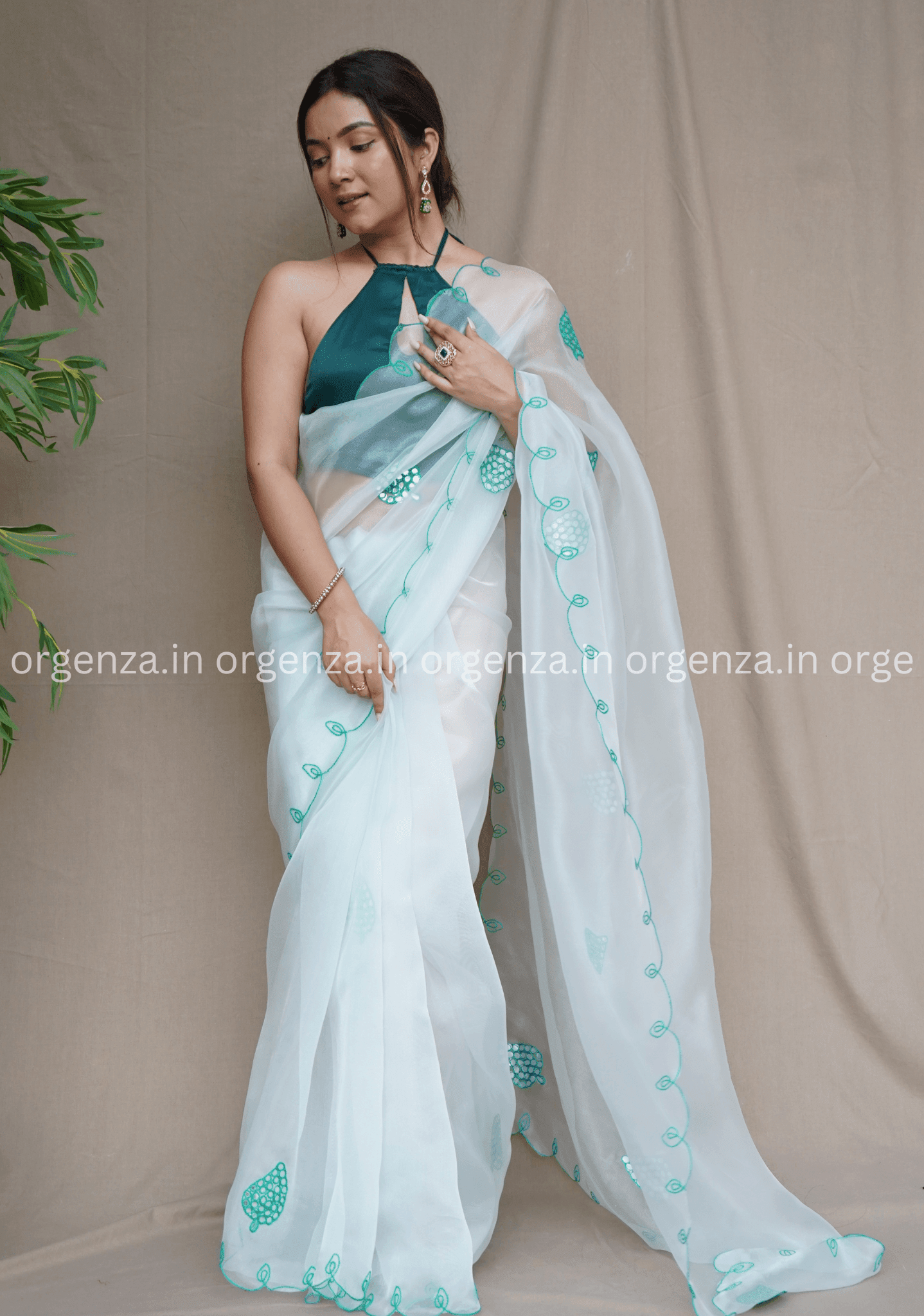 White Colour Organza Saree With Gotta Aari Work - Orgenza Store - digisoch